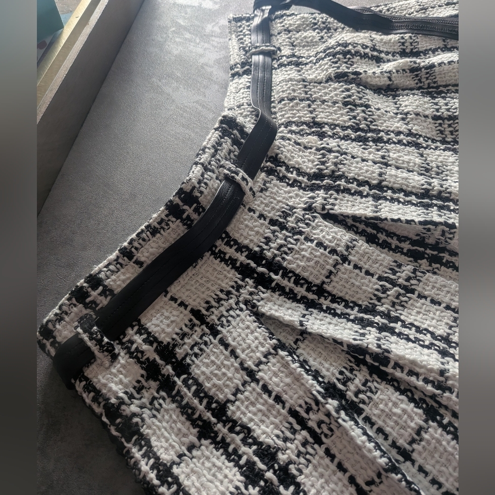Francesca's Collections Black & White Plaid Circle Skirt